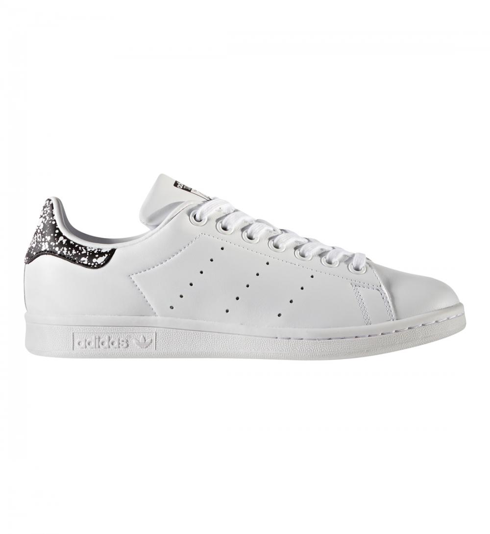 stan smith motif ethnique